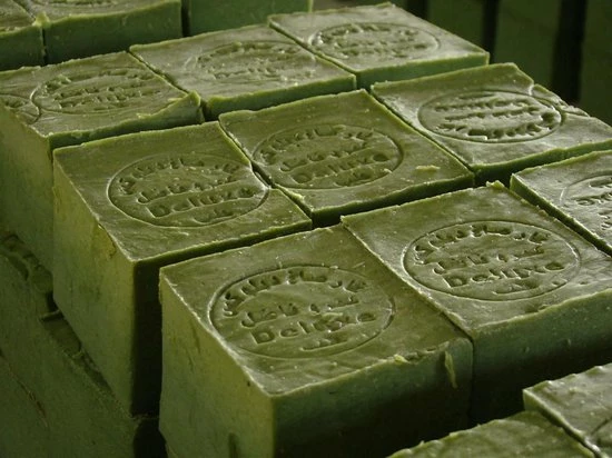 Beste Pirce ???? Green Fadel Aleppo Zeep - 40% Laurier- Natuurlijke Groene Zeep - 200g ✔️ 6 Beste Pirce ???? Green Fadel Aleppo Zeep - 40% Laurier- Natuurlijke Groene Zeep - 200g ✔️ - Afbeelding 4