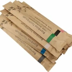 Korting ???? Merkloos Bamboe Tandenborstel - Tandenborstel - Bamboe - Duurzaam - Duurzame Tandenborstels - Plasticvrij ⌛ -La Roche Shop 550x483 1
